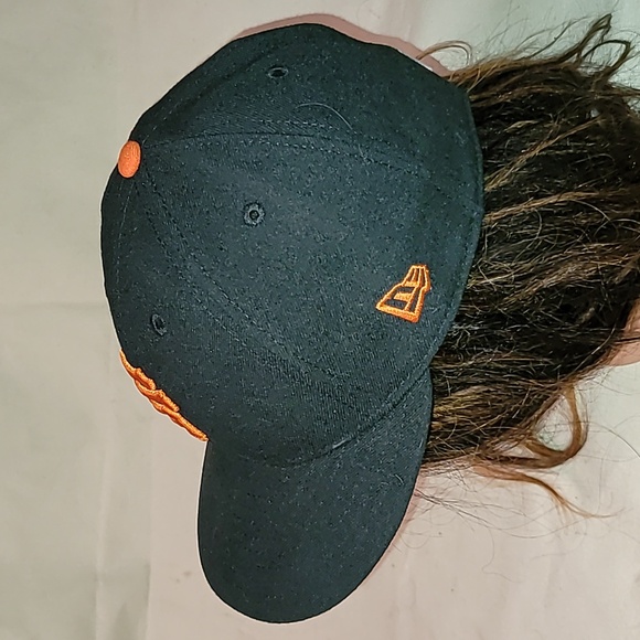 Vintage. Made in USA. San Francisco Giants. MLBPA. New Era fitted size 6 7/8 - Picture 3 of 14